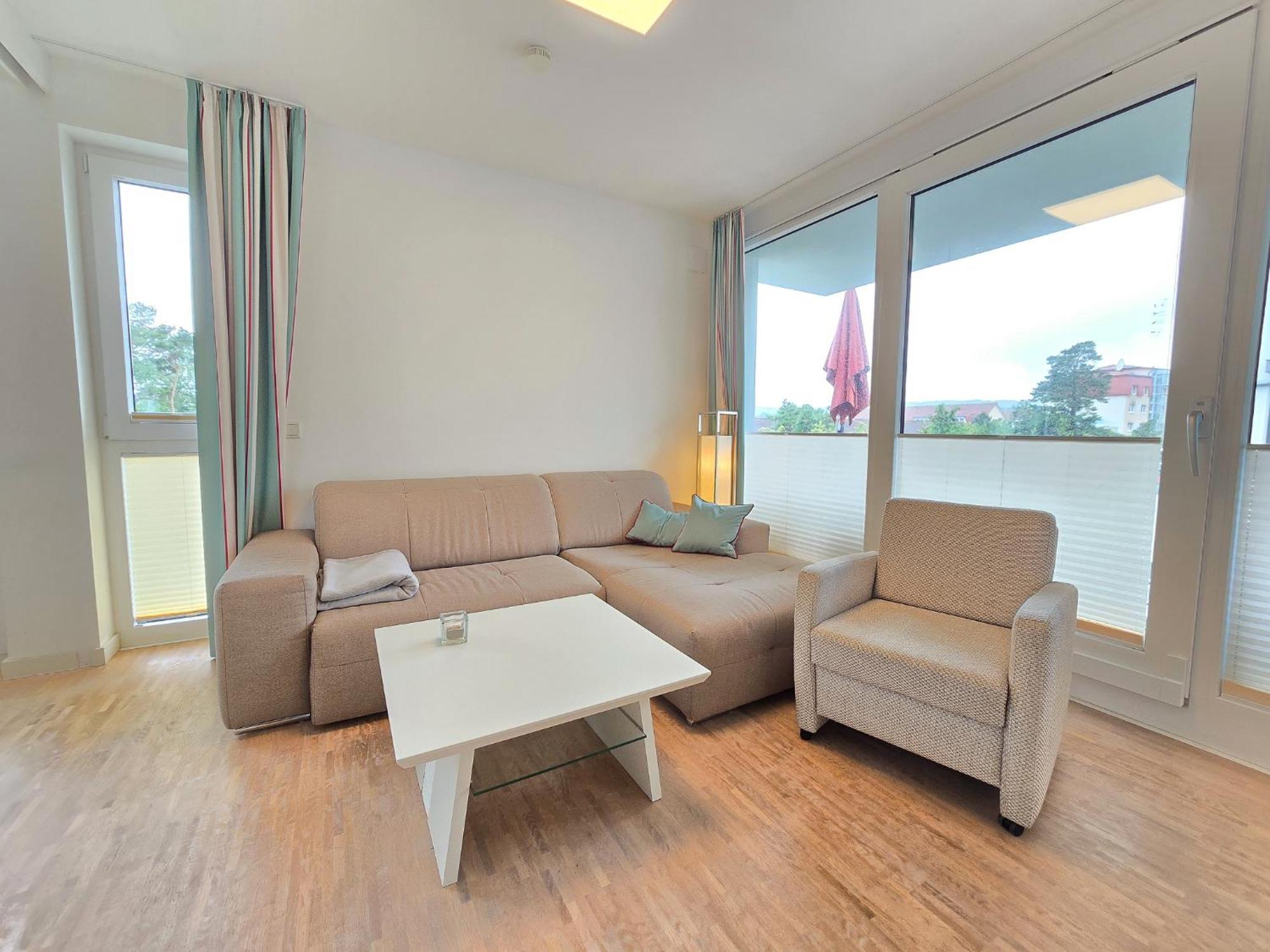Strandvillen - Mit 1 Schlafzimmer Und Balkon Dr-421 Apartment